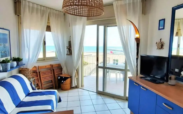 Beachside Apartment for 4 in Caorle
