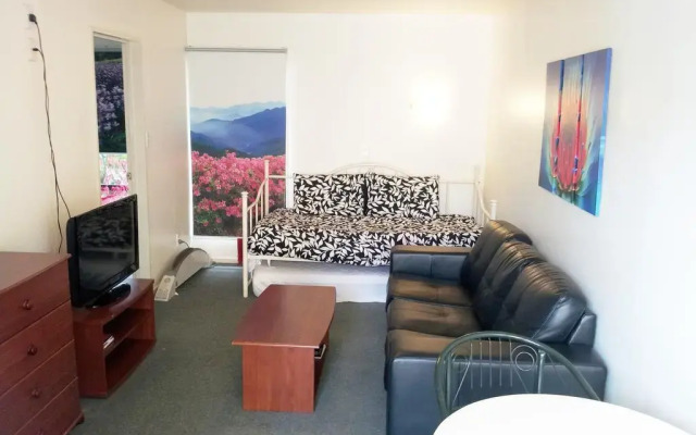 Samhil Motor Lodge