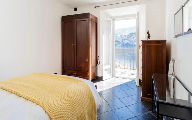 Co-b730-alem2bt - Lovely Apartment Overlooking the Lake