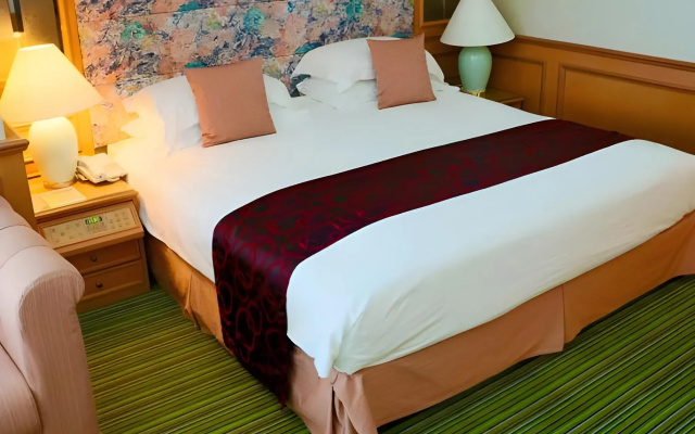 Grand Palace Hotel