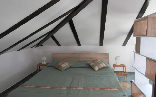 Vitris - 50 m from sea - SA7-Attic(2+2)