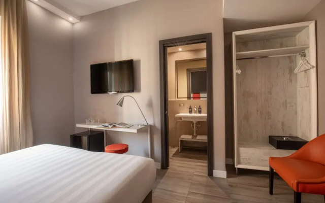 Hotel Harmony