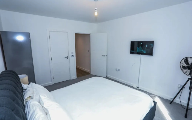 Exquisite One Bed Apartment