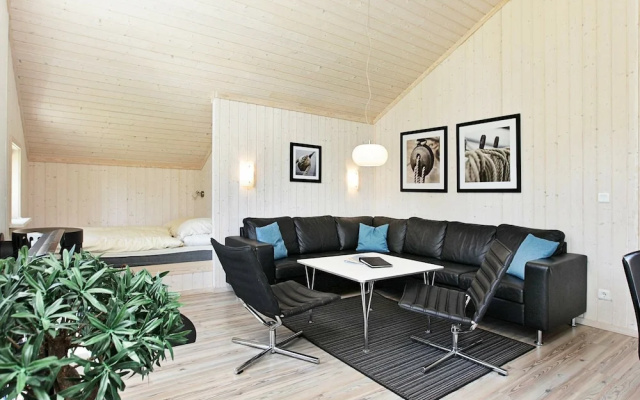 5 Star Holiday Home in Großenbrode