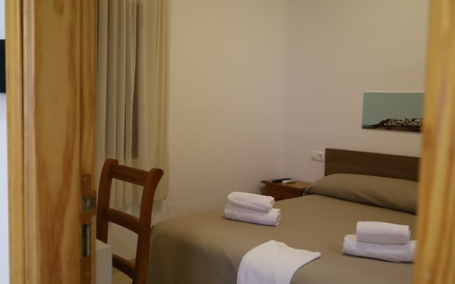 Hospedium DLJ Hostal Ben Nassar