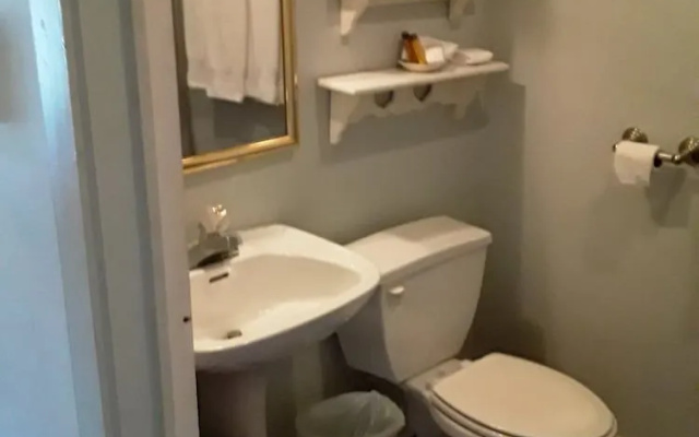 Hall Place Bed & Breakfast