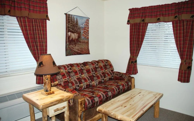 Bear Trap Cabins