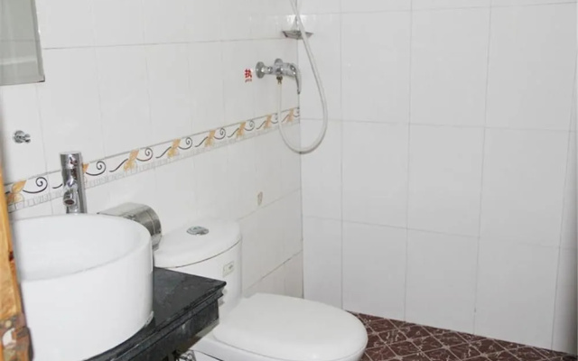 Qingdao New Holiday Hotel