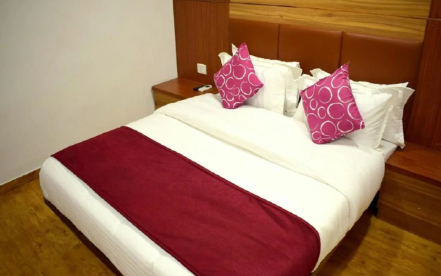 Hotel Palak Palace