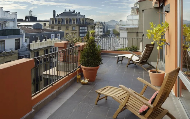 Gaindegi Apartment by FeelFree Rentals