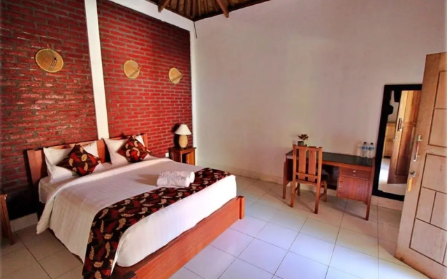 Oyo 1096 Bungalow And Restaurant Anda