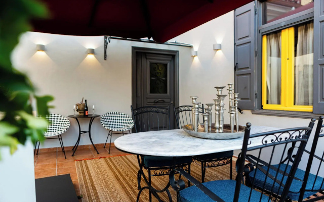 Leone Guesthouse