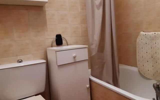 Appartement Balaruc-les-Bains, 1 pièce, 2 personnes - FR-1-571-30