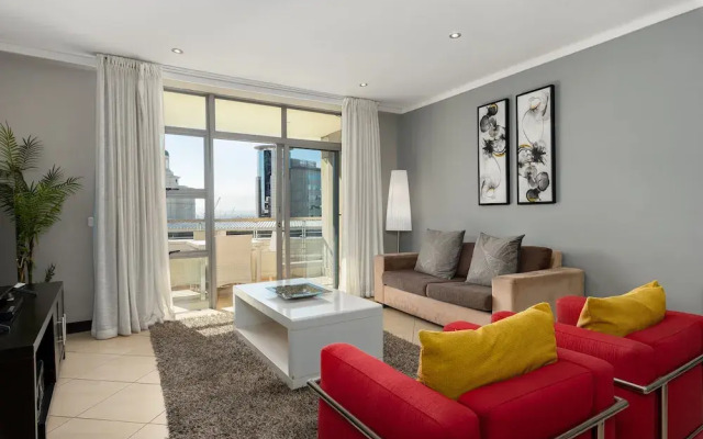 Icon 1010(No Front Desk Contact The Property 5 Days In Advance)