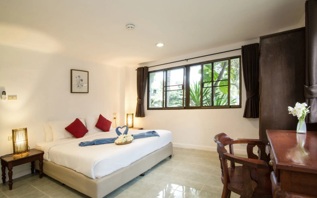 Dolphin Bay Beach Resort