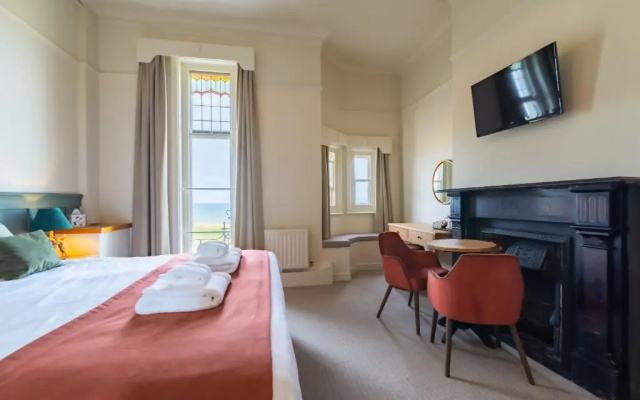 Cliftonville Hotel