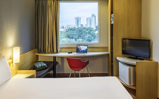 ibis Santo Andre