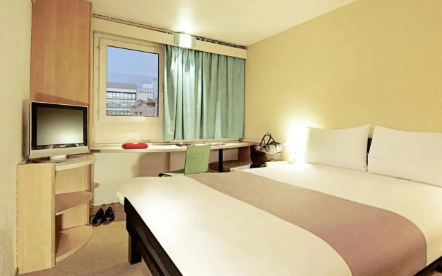 Ibis Guimaraes