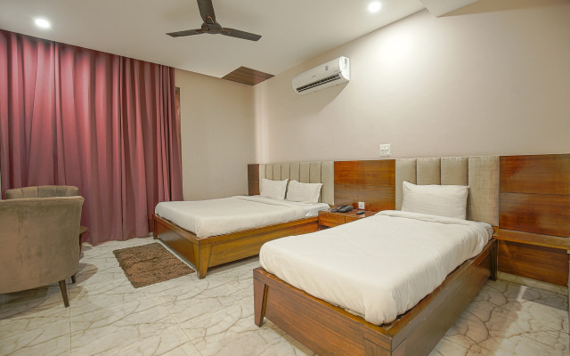 Fabhotel Stevia