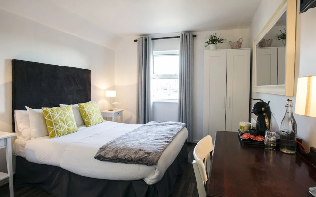 Maddens Bridge Bar & Guesthouse