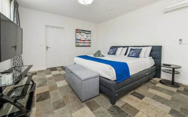 180 Ocean View 2 min to Beach Jacuzzi