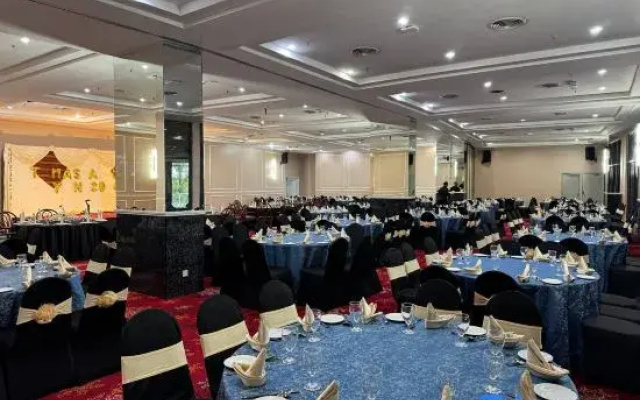Royal Park Hotel