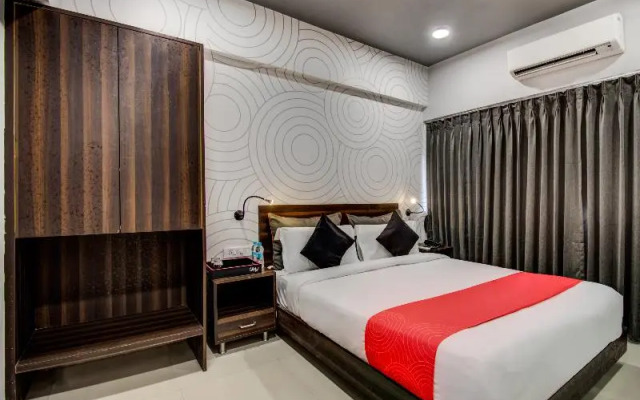 Collection O 30070 Hotel Rajdhani