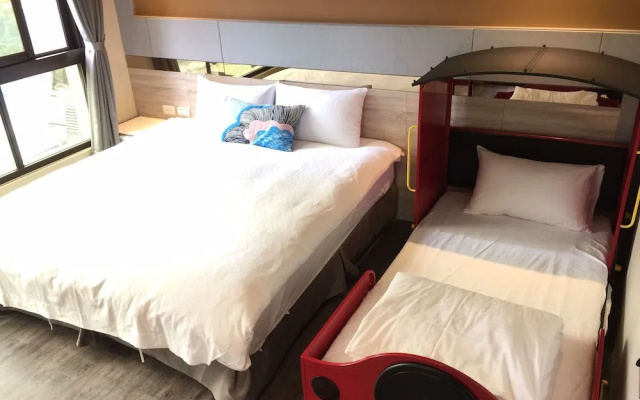 Ruo Shui Hotspring Hotel
