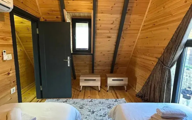 Azhara Bungalov