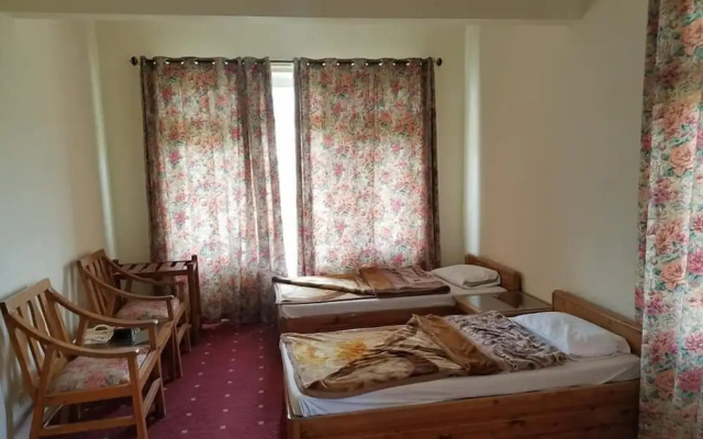 Hotel Mashabrum