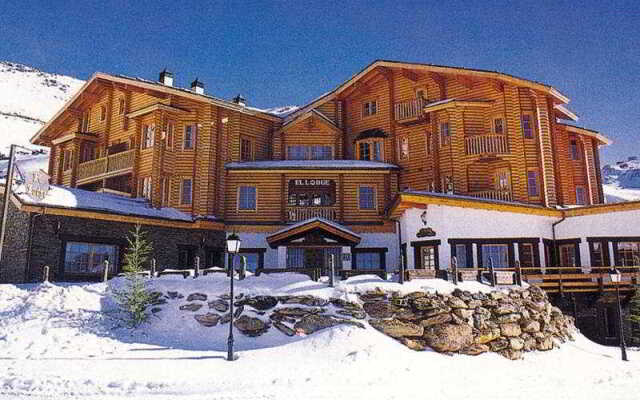 Отель El Lodge, Ski & Spa вид на фасад