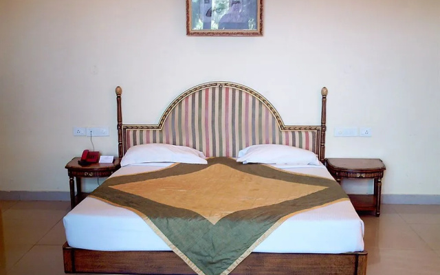 Surya Rock Rose Resort