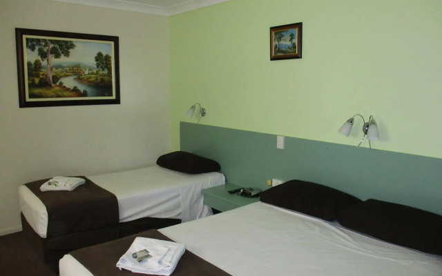 Longreach Motel