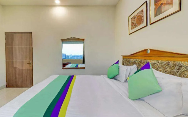 Treebo C1 Taj Nirvana