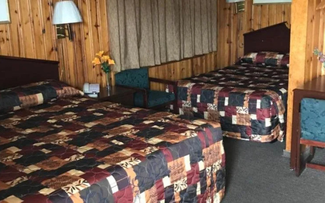 Americana Motel