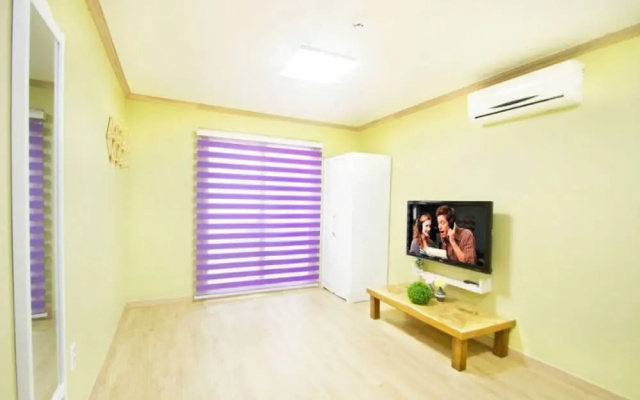 Boryeong Chorok Pension
