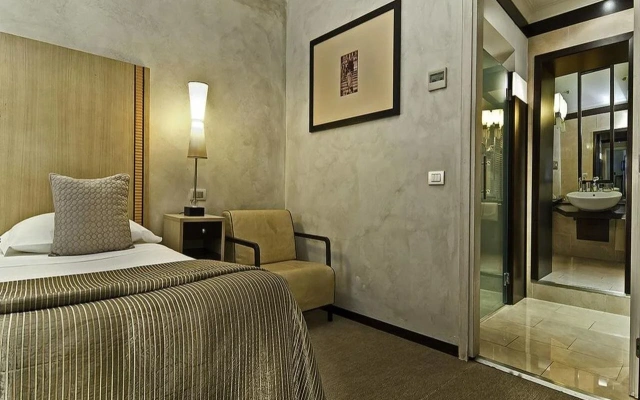 Intown Luxury House
