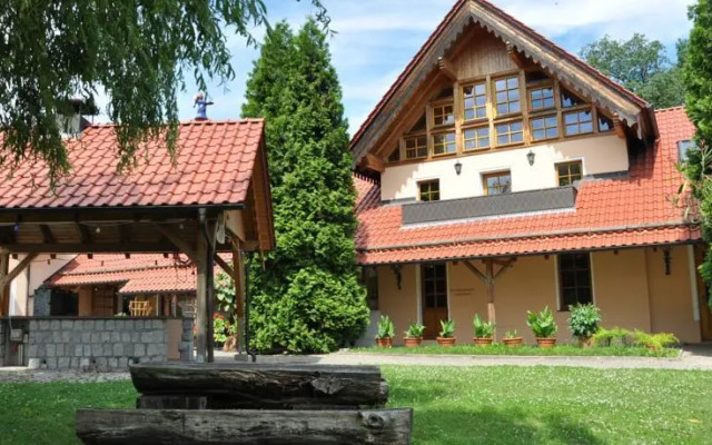 Waldhotel Forsthaus Dröschkau