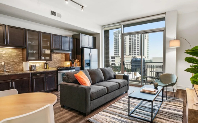 Austin Stylish 1BD 1BA Apartment