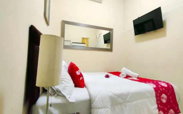 Bogor - Beautiful Room for 2 With Ac