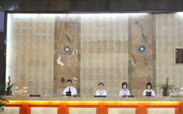 Shenzhen Xingweiyifeng Hotel