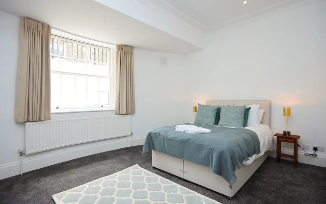 The Craven Hill Residence I - Hen11
