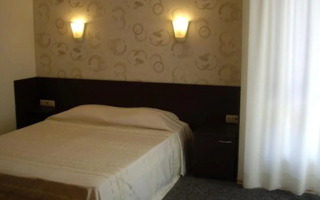 Hotel Avramov