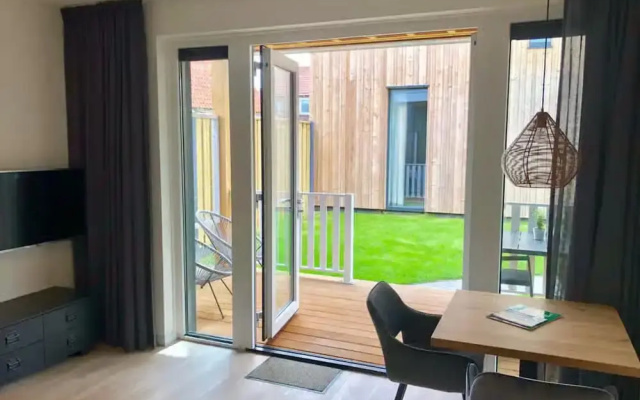 Ground Floor Lodge With Private Veranda