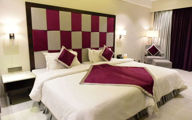 The Flora Grand