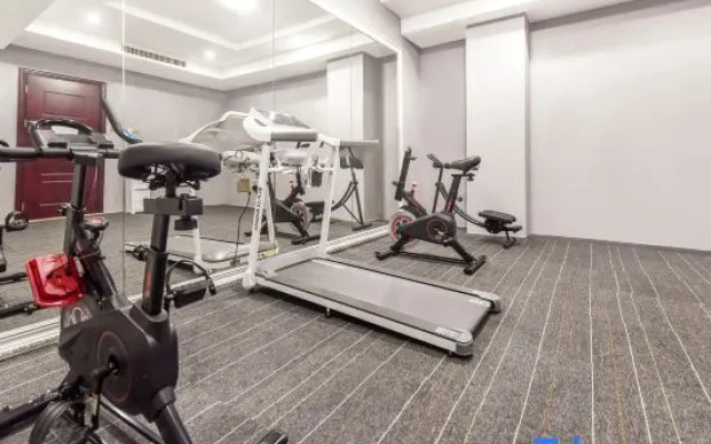 Viet Hotel (Foshan Yanbu Commercial Center Suiyan Road Branch)