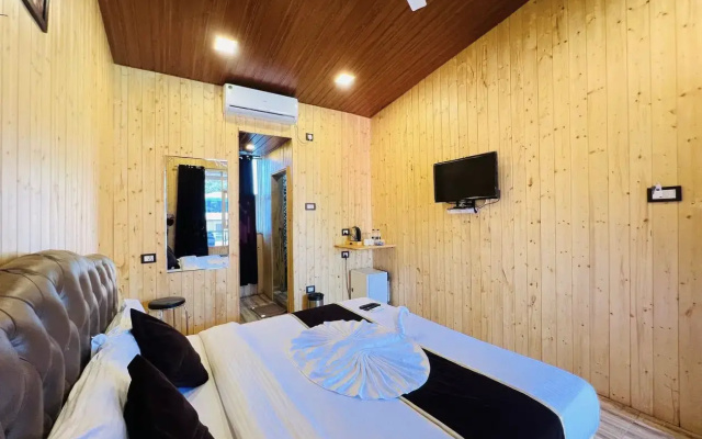 Arya Resort & Spa