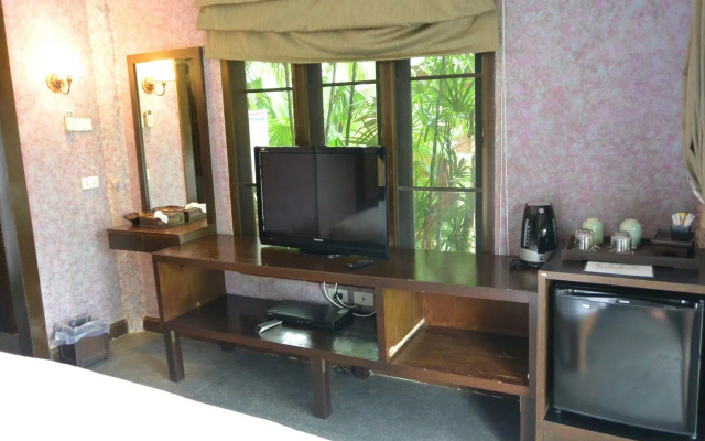 Nera Nara Resort