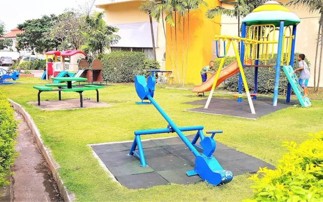 View Talay 1B Pattaya Popular Complex Large Pool Modern Studio Apartment