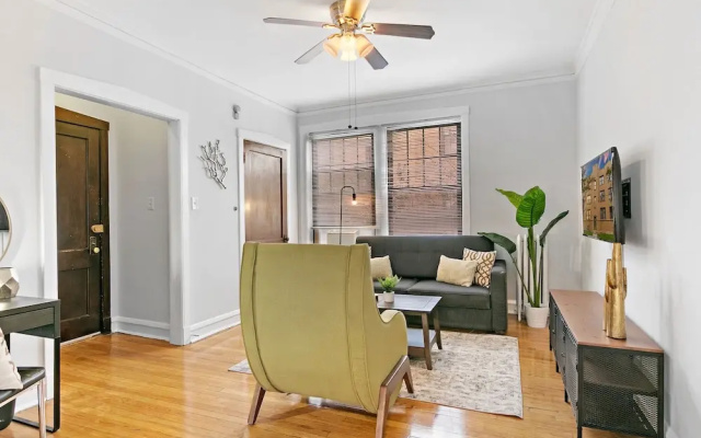 1BR Unit - Belmont J3